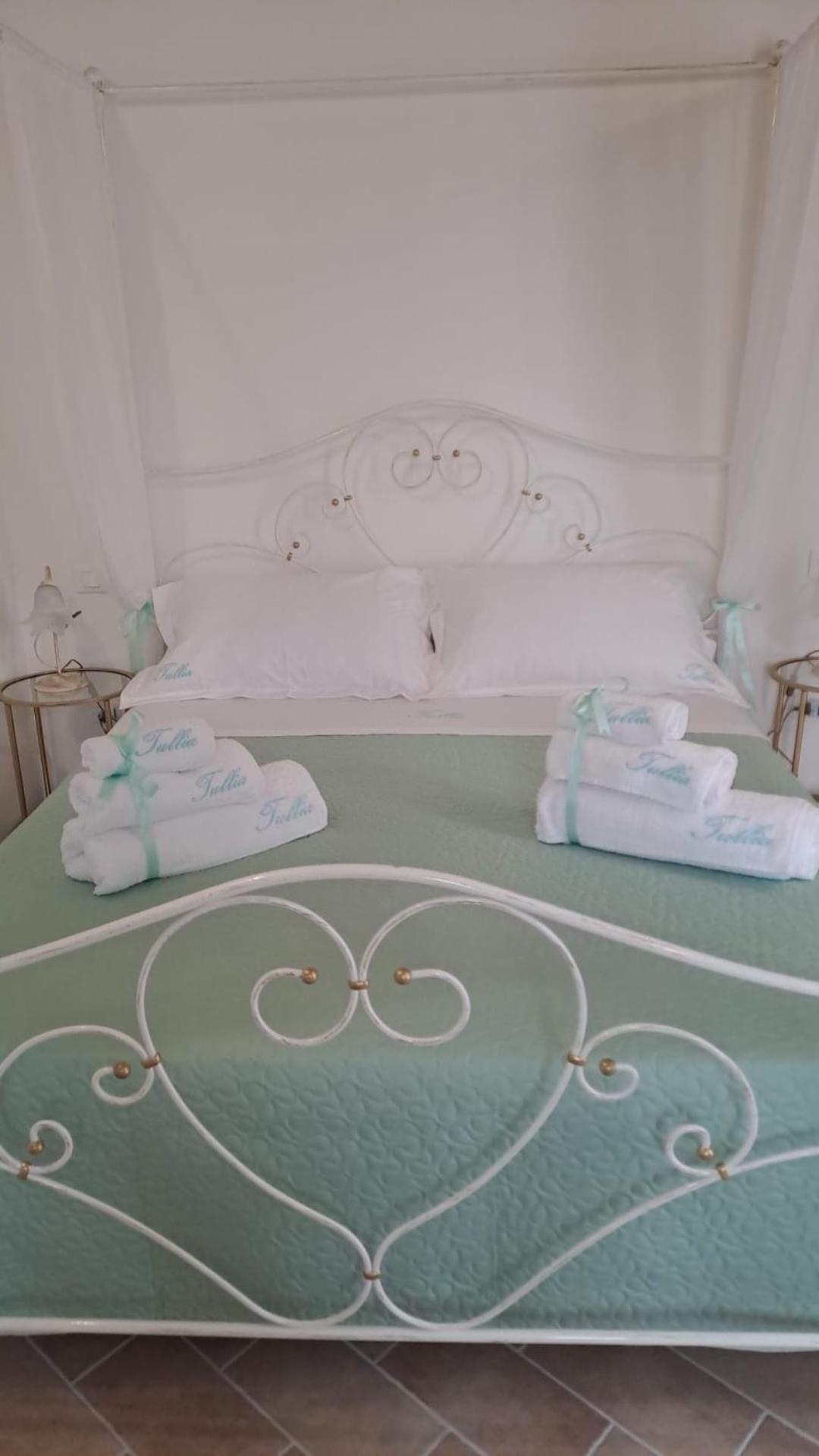 Tullia -intera Casa- Holiday home *