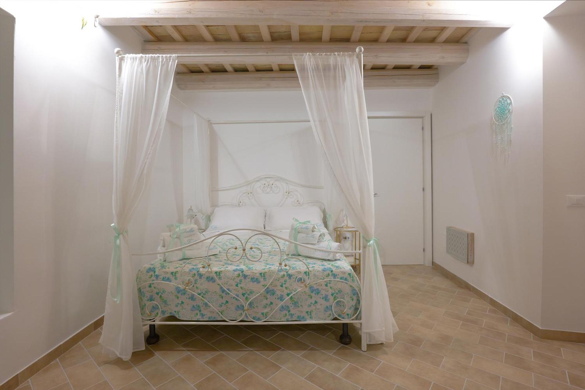 Holiday home Tullia -intera Casa-